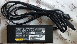 FUJITSU ACアダプター SED100P2-19.0 中古②