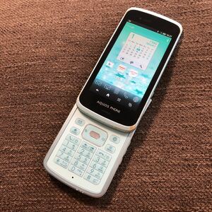 au スマホ　初期化済み　SHI15