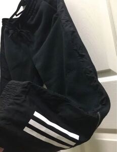 adidas ジャージパンツ 紐付き