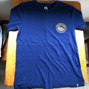 QUIKSILVER Tシャツ　紺　S 中古