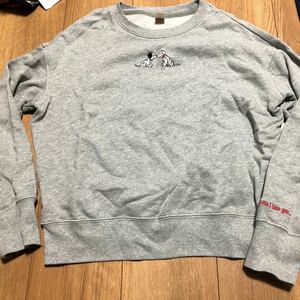 美品　UNIQLO UT ディズニー101匹わんちゃんトレーナー　size.S(150)