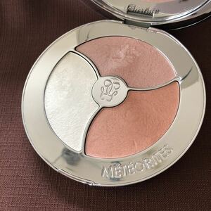 [ limitation ] meteor lito pearl dust Palette ( face powder )