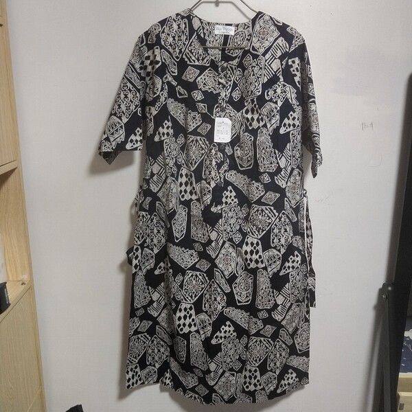 半袖 ワンピース 和柄 紺色 新品タグ付き