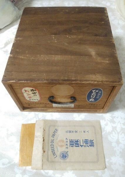 貴重！　富山の置き薬　薬箱　亜麻仁油紙　当時もの　レア　昭和レトロ　富山の薬　置き薬　木箱　アンティーク　コレクション　年代物
