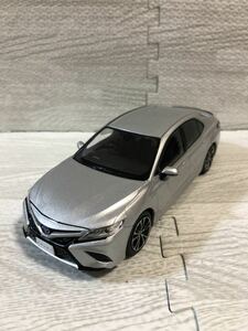 1/30 トヨタ 新型カムリ ハイブリッド WS CAMRY 前期 非売品 カラーサンプル ミニカー シルバーメタリック