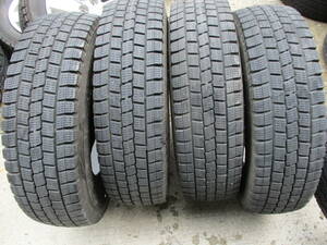 １９５／８０Ｒ１５　１０７／１０５ＬＴ　ダンロップ　ＤＳＶ０１　２０１１年製　４本　ハイエース　キャラバン