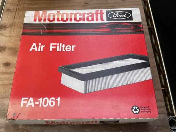 FORD フォード Motorcraft FA-1061 エアーフィルター Air Filter 送料無料 送料込み 最終出品