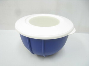 未使用 保管品 Tupperware タッパーウェア タッパー ふた付 ボウル ブルー×ホワイト 青×白 1.5L 20×13cm