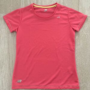 ニューバランス 半袖Tシャツ スポーツウェア