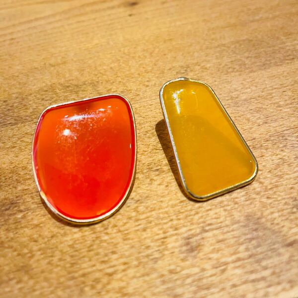 Asymmetry multi color pierce・YellowOrange
