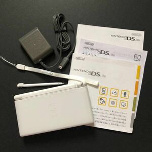 【任天堂】ニンテンドー DS Lite 本体 クリスタルホワイト & 付属品「セット内容」全て