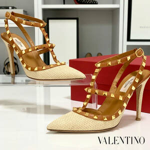 2750 Valentino блокировка заклепки туфли-лодочки бежевый Brown 