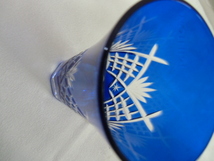 藍宝切子グラス　カットグラス　鮮やかブルー　木箱入5客　ガラスコップ　未使用品_画像6