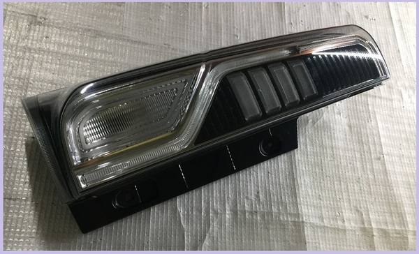 ★スペーシア MK53S 左 テールライト ★28