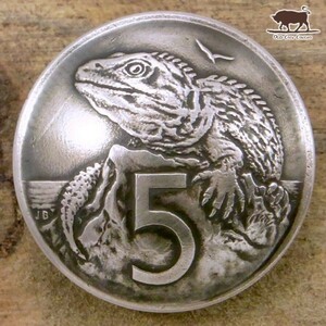 ●コンチョ ネジ式　ニュージーランド　5セント　ムカシトカゲ　18.5mm　ネジ ボタン コイン パーツ