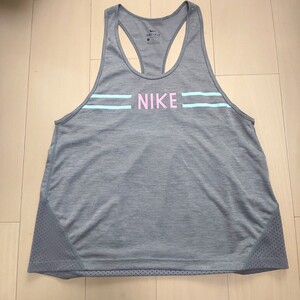 NIKEタンクトップ【L】新品