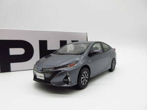 1/30 トヨタ プリウスPHV PRIUS PHV カラーサンプル 非売品 ミニカー　グレーメタリック