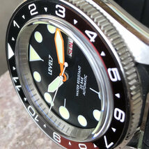 カスタム自由自在/MOD 日本製 メンズウォッチ 20気圧防水 自動巻き SEIKO NH36 316Lステンレス ダイバーズラバーベルト 腕時計 LEVEL7_画像2