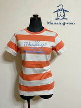 【美品】 Munsingwear マンシングウェア ゴルフ レディース ボーダー Tシャツ トップス サイズM 半袖 デサント 橙 ベージュ SL3801_画像1