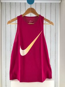 ナイキ NIKE 新品未使用 タンクトップ ローズ系 ビッグロゴ トップス ノースリーブ