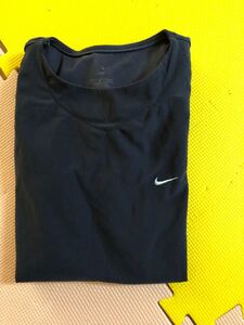 NIKE タンクトップ