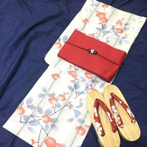 ★高級変わり織浴衣★白　朱色　赤　麗し梅の花柄★新品未使用　呉服店購入　ゆかた