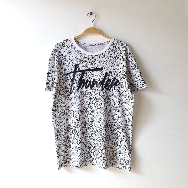 【送料無料】H&M THUNDER Tシャツ サンダー 総柄 メンズM/L程度 USA古着 BB0130