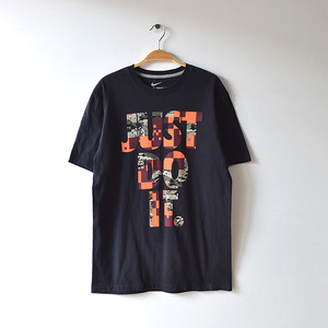 【送料無料】ナイキ JUST DO IT. ロゴ スポーツ Tシャツ NIKE アメリカ古着 USA 古着 メンズM 黒色 BB0137