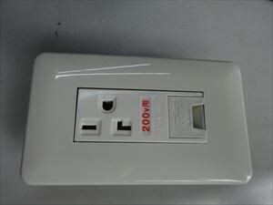 【メール便】パナソニック２００Ｖ用　１回使用　中古美品