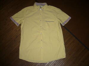 491-49*:avv hommea-ve-ve- Homme short sleeves button down ok s Ford shirt size.XL color. yellow ..ito gold 