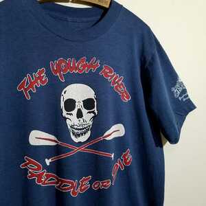 70s 80s USA製《THE YOUGH RIVER PADDLE OR DIE》スカル Tシャツ ビンテージ ドクロ 骸骨 アメリカ製