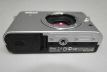 M66 充実な付属品極上　Nikon １ニコンJ2 シルバーズーム30-110mm VRレンズキット_画像5