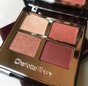 【WALK OF NO SHAME】☆Charlotte Tilbury☆シャーロットティルブリー☆ラグジュアリーパレット☆プレゼント