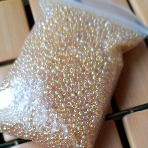 丸小ビーズ