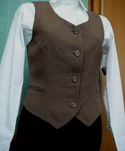 クニサダ製　7号　ベスト　OL制服　事務服　コスプレ衣装　タグ付きの未使用品