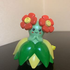 ポケモン うごくよ！ 3. キレイハナ 中古品 いっしょにおどりましょ！ キレイハナがダンスをするよ！ フィギュア ポケットモンスター 2000