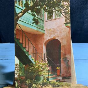 絵葉書 絵はがき 古い絵葉書 古いハガキ ポストカード これは、ヴューカレで最も興味深いランドマークであり、最も美しいパティオ…(2401)