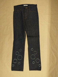 在庫処分お買い得品 日本製 デニムの5ポケットジーンズ　リベット＆フロントボタン未装着のダメージ柄ジーンズ コットン100% ウエスト72cm