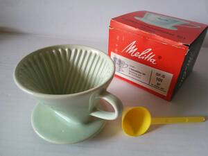 [melita] Germany 101 ceramics made drip filter unusual 1. hole green color 