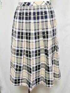  prompt decision!!YORKLANDyo- Clan do beige group check knee height skirt used 7AR cotton 100%