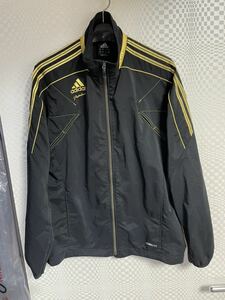 adidas アディダスプロフェッショナル ウインドブレーカー