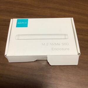 USB C 3.1 SSD ケース M.2 NVMe 外付けSSD 変換アダプタ UASPサポート