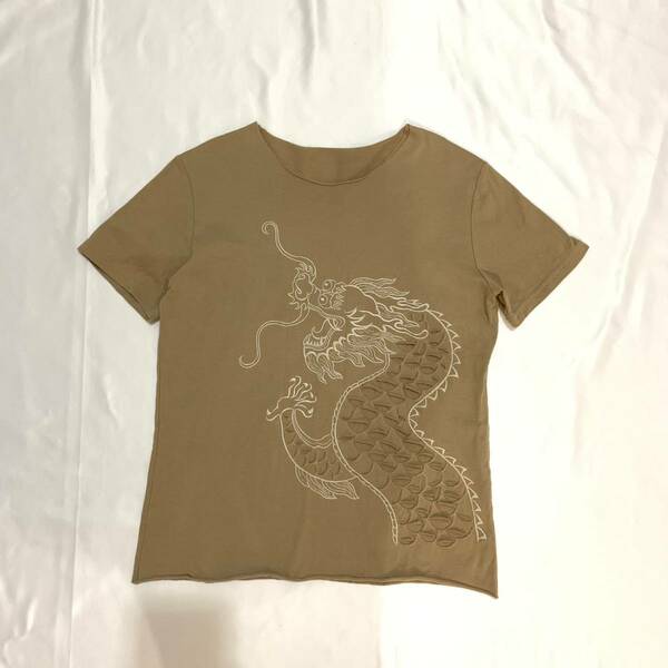 vivienne tam ヴィヴィアンタム　ドラゴン　dragon 龍　トップス　カットソー　Tシャツ　ライトブラウン　刺繍