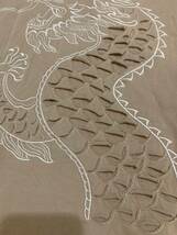 vivienne tam ヴィヴィアンタム　ドラゴン　dragon 龍　トップス　カットソー　Tシャツ　ライトブラウン　刺繍_画像5