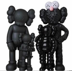 KAWS FAMILY BLACK KAWS TOKYO FIRST 限定 メディコムトイ