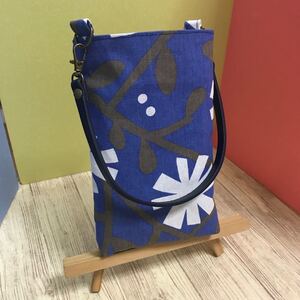 スマホポーチ ハンドメイド