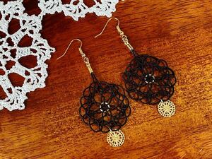 [ hand made ]* handmade mizuhiki earrings * earrings . flower * lacework ... charm black black 