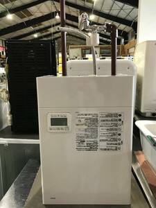 あア//A0169 TOTO 小型電気温水器　2017年製　REDJ12A12R 通電のみ確認