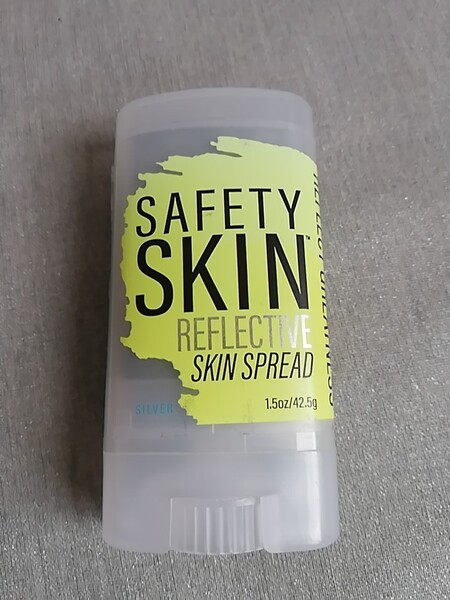 SAFETY SKIN セーフティースキン 肌に塗れるリフレクター 反射剤 夜のイベント、自転車、ジョギング等に 3418円が