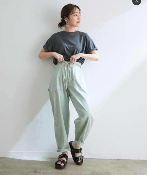 Lee テーパードパンツ